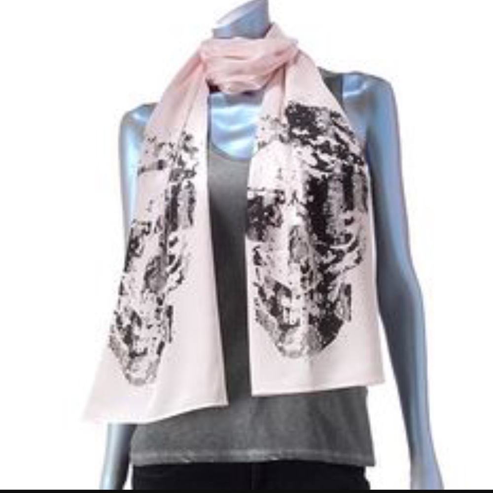 Rock & Republic SET Scull Scarf & Relaxed Fit Acid Wash Tank Gray & Pink XS